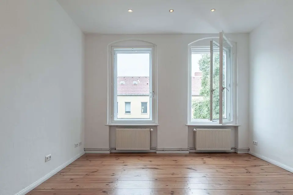 2 room apartment with 58 m² in Berlin – Photo 1