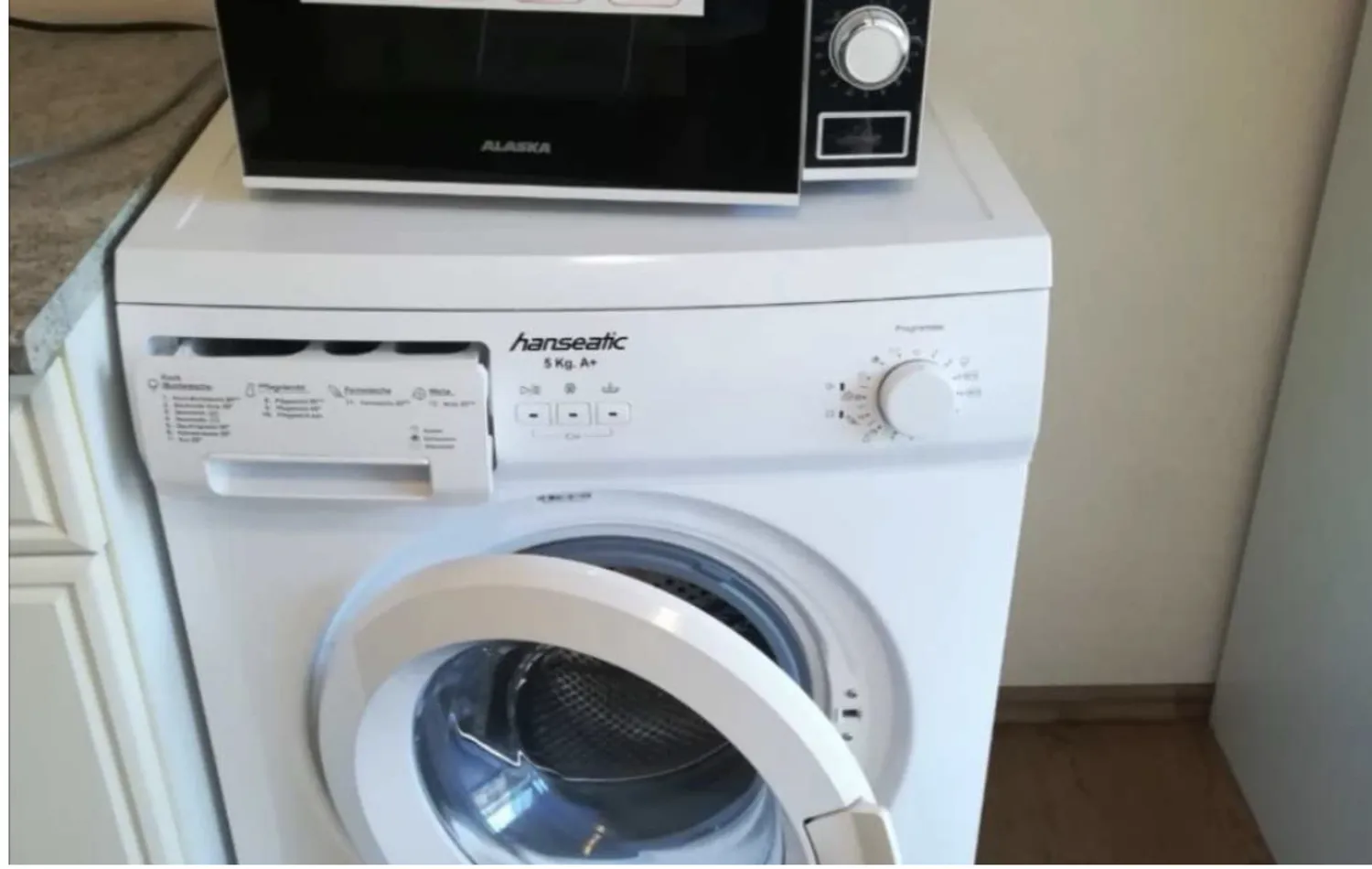 1 Zimmer Wohnung mit 20 m² in Düsseldorf – Bild 2