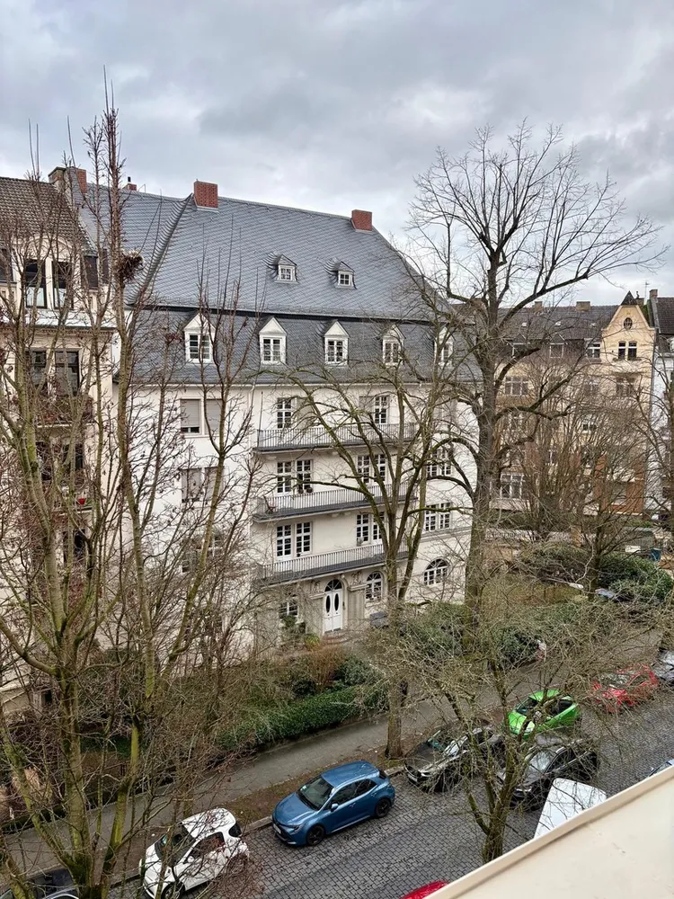 4 Zimmer Wohnung mit 112 m² in Wiesbaden – Bild 4