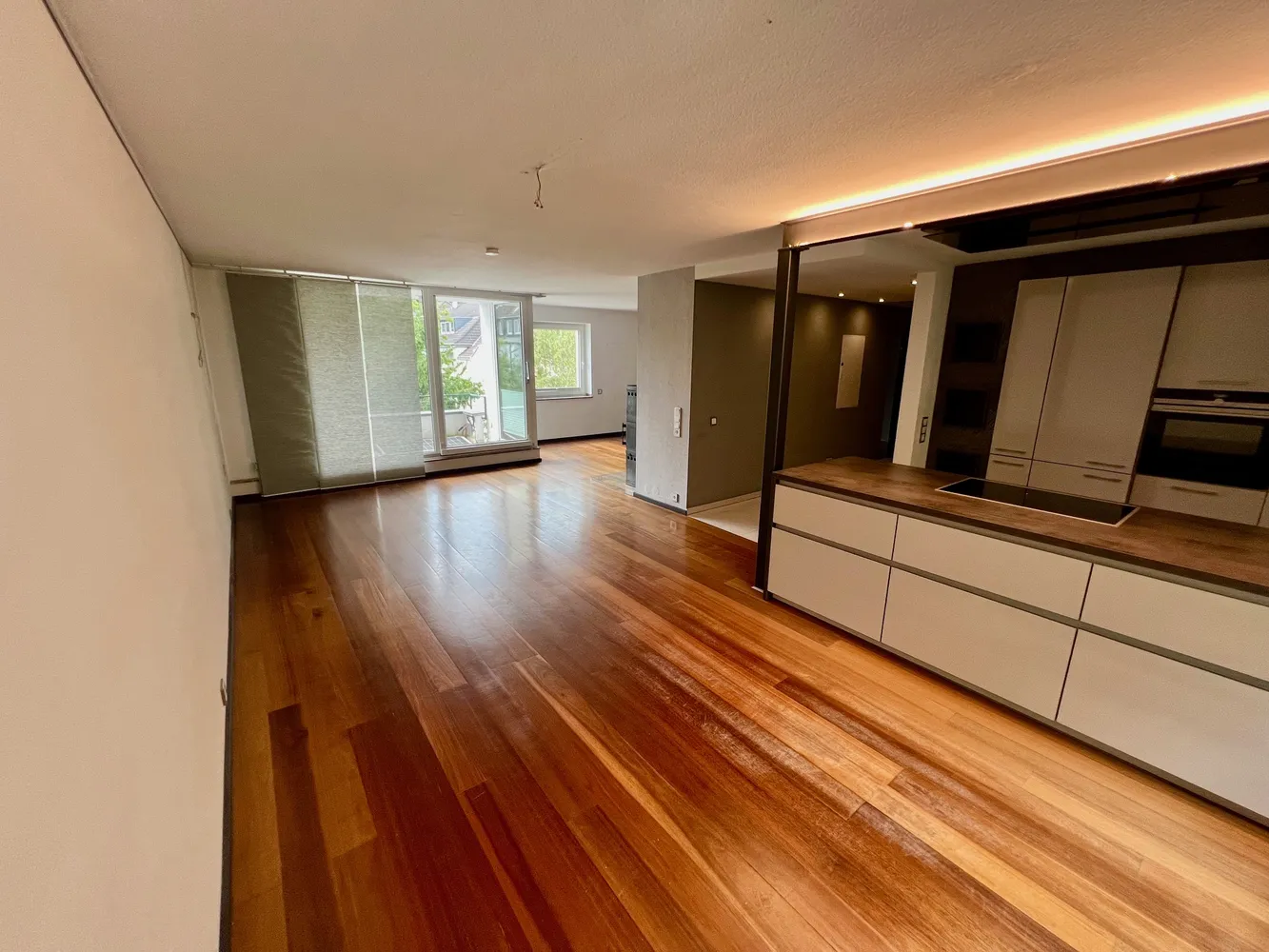 5 Zimmer Wohnung mit 142 m² in Essen – Bild 1