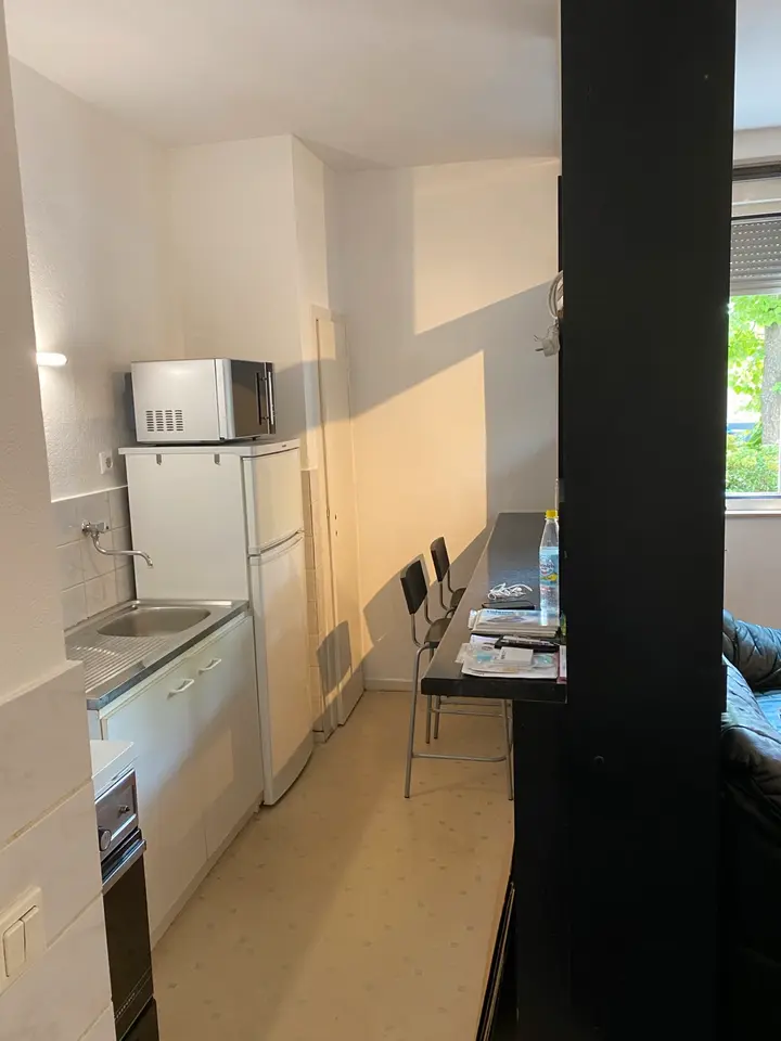 2 Zimmer Wohnung mit 36 m² in Köln – Bild 3