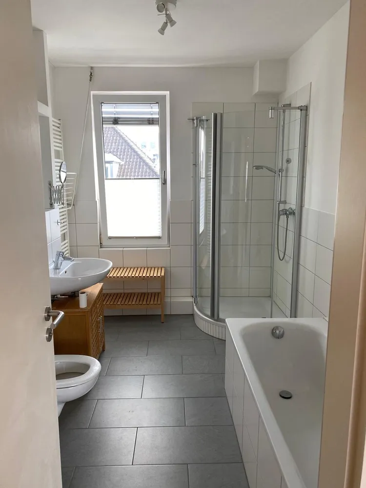 2 Zimmer Wohnung mit 77 m² in Aachen – Bild 5