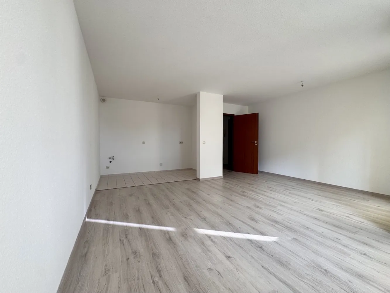 2 room apartment with 57 m² in Chemnitz – Photo 8