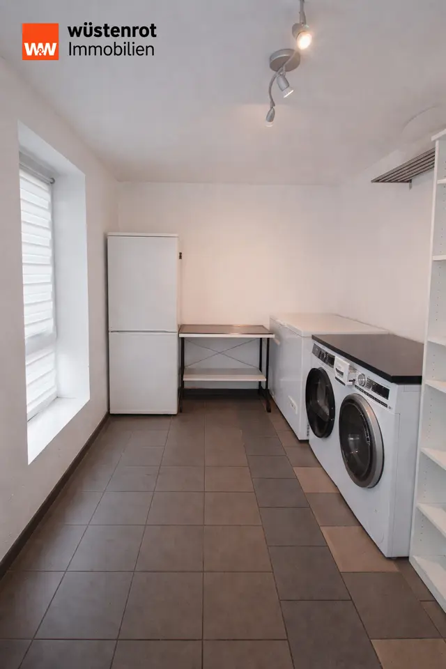 5 Zimmer Wohnung mit 208 m² in Riesa – Bild 7