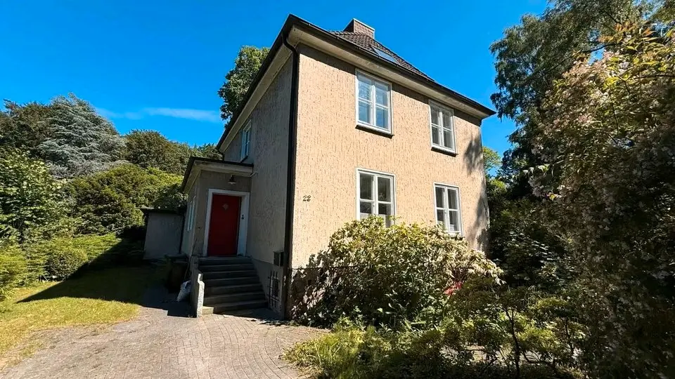 9 room house with 260 m² in Neumünster – Photo 6