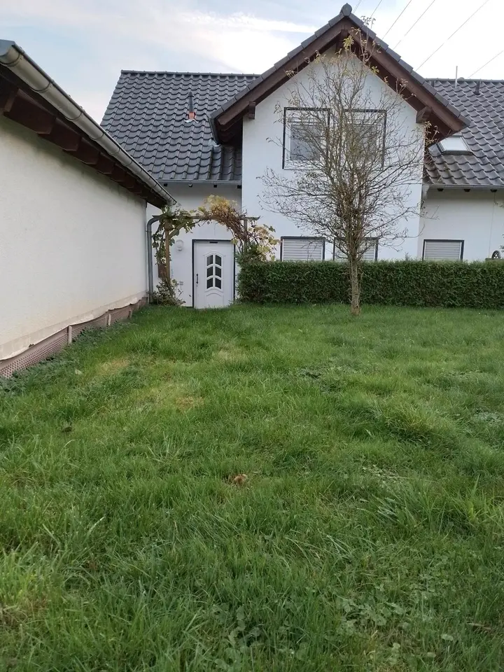 5 Zimmer Haus mit 140 m² in Hennef – Bild 1