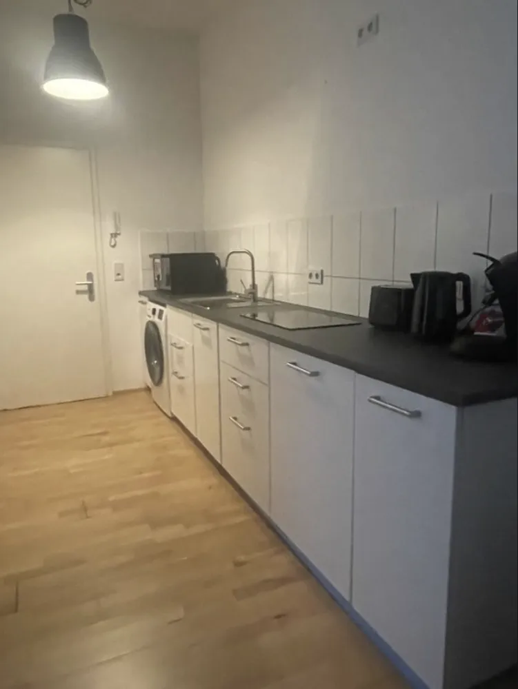 1 Zimmer Wohnung mit 35 m² in Köln – Bild 10