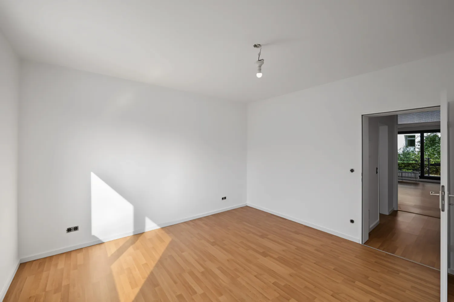 2 Zimmer Wohnung mit 69 m² in Bonn – Bild 8