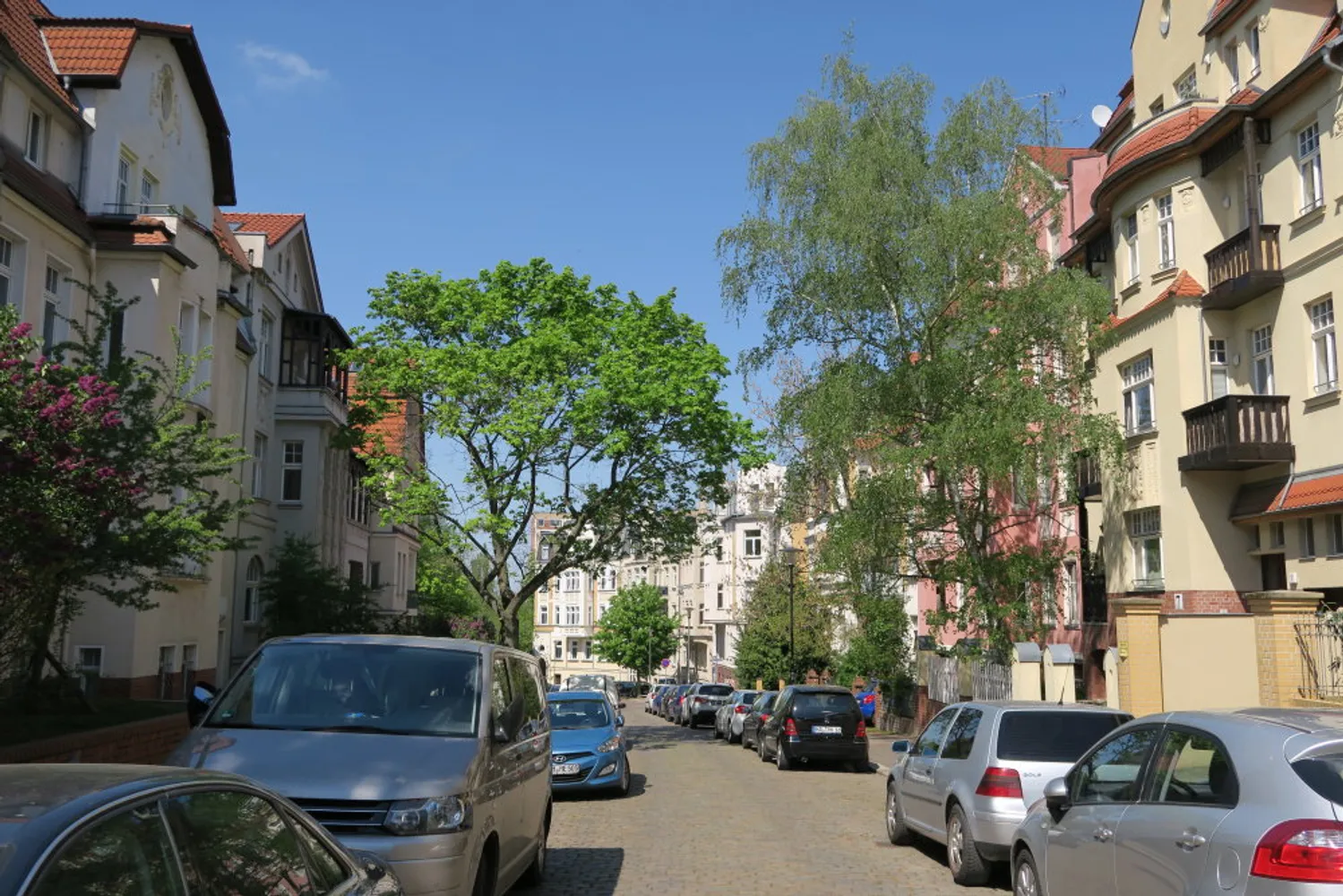 2 Zimmer Wohnung mit 65 m² in Halle (Saale) – Bild 2