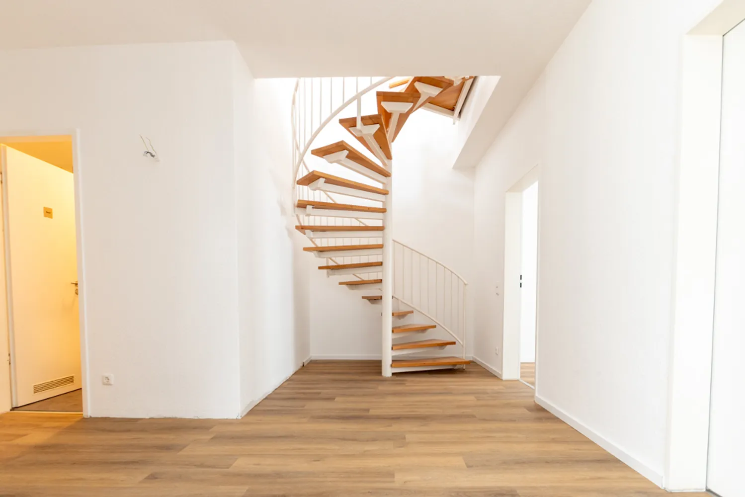 4 Zimmer Wohnung mit 154 m² in Leipzig – Bild 4