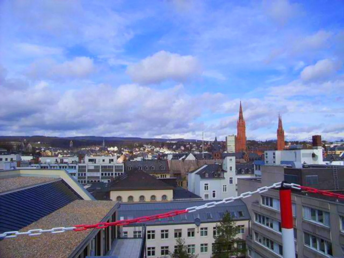 4 Zimmer Wohnung mit 131 m² in Wiesbaden – Bild 3