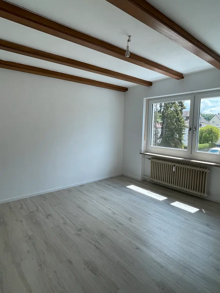3 Zimmer Wohnung mit 90 m² in Regensburg – Bild 2