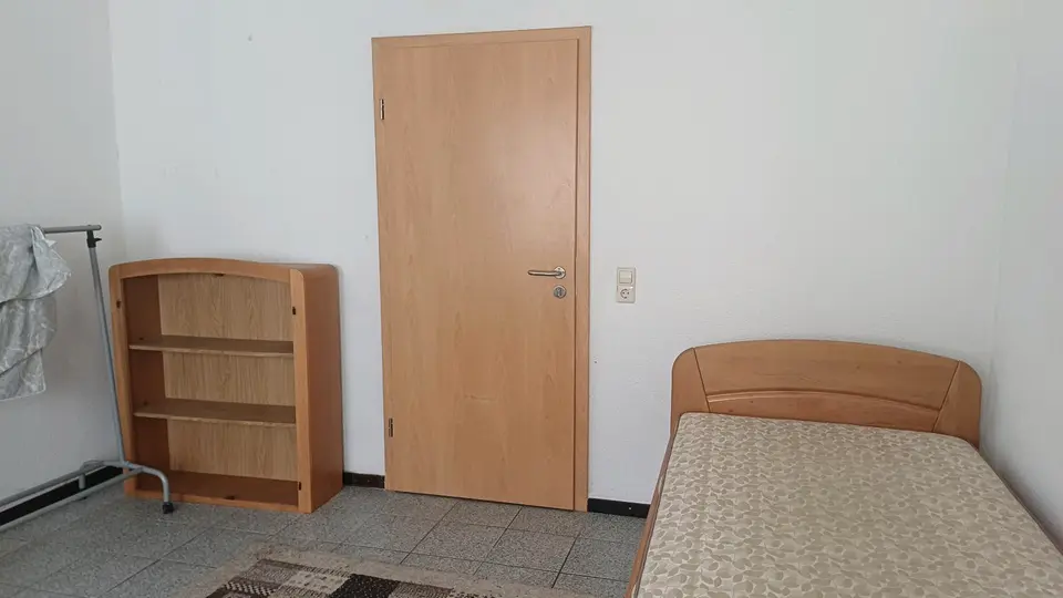 Shared room with 98 m² in Stuttgart – Photo 2