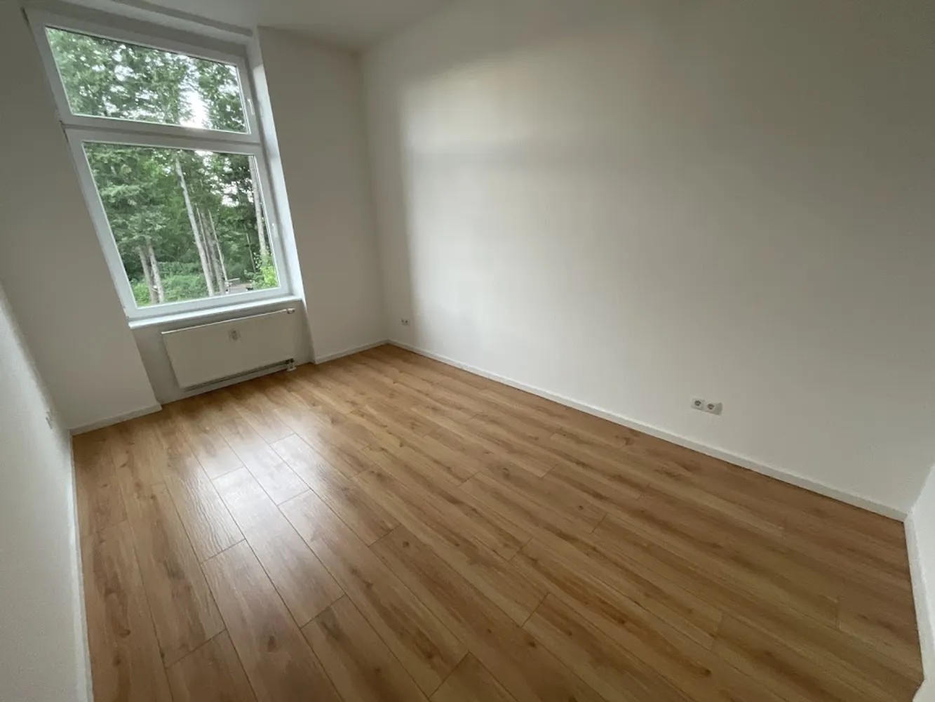 4 Zimmer Wohnung mit 97 m² in Lübeck – Bild 3