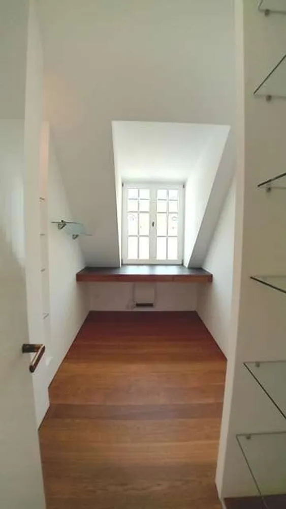 3 Zimmer Wohnung mit 220 m² in München – Bild 4
