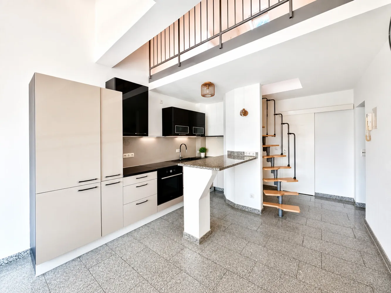 2 Zimmer Wohnung mit 51 m² in München – Bild 7