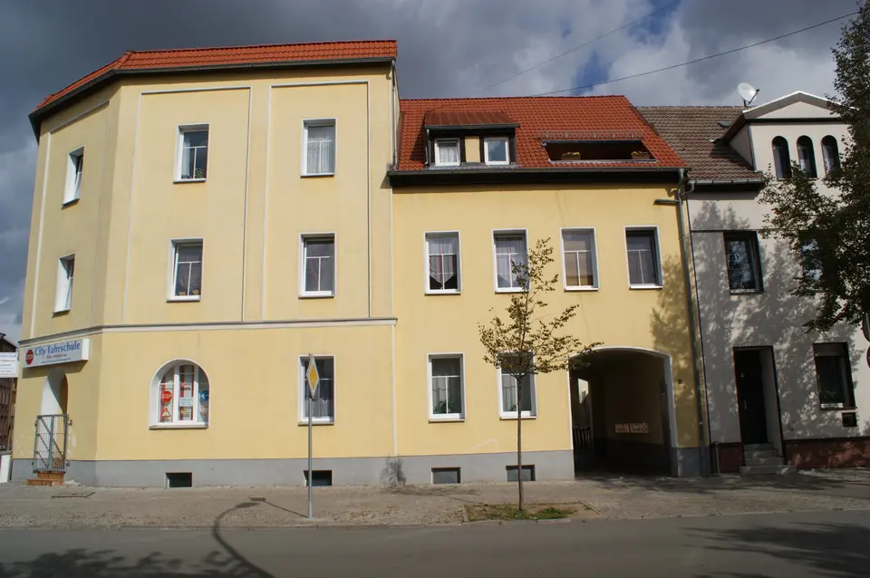 2 Zimmer Wohnung mit 60 m² in Köthen – Bild 2