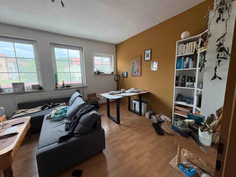 4 Zimmer Wohnung mit 100 m² in Meiningen – Bild 2