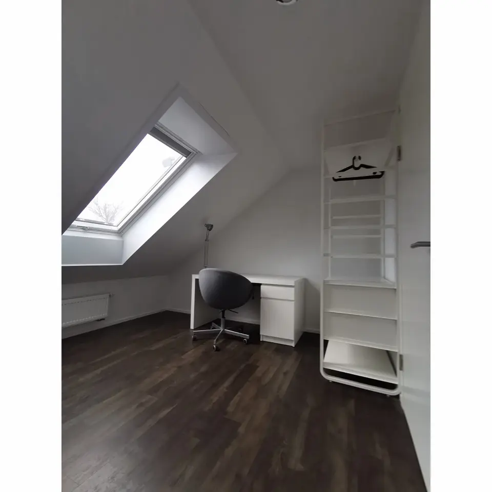 Shared room with 21 m² in Stuttgart – Photo 3