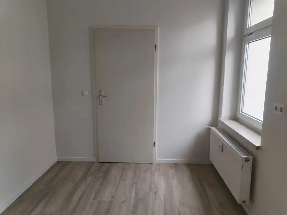 4 Zimmer Wohnung mit 98 m² in Zwickau – Bild 2