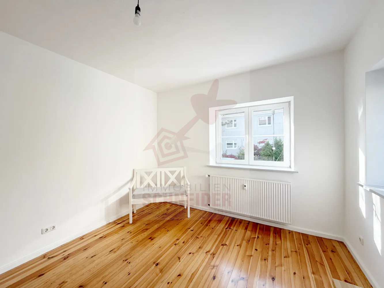 4 Zimmer Wohnung mit 95 m² in München – Bild 4