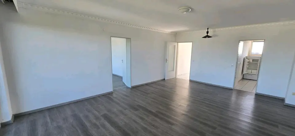 2 Zimmer Wohnung mit 77 m² in Mönchengladbach – Bild 2