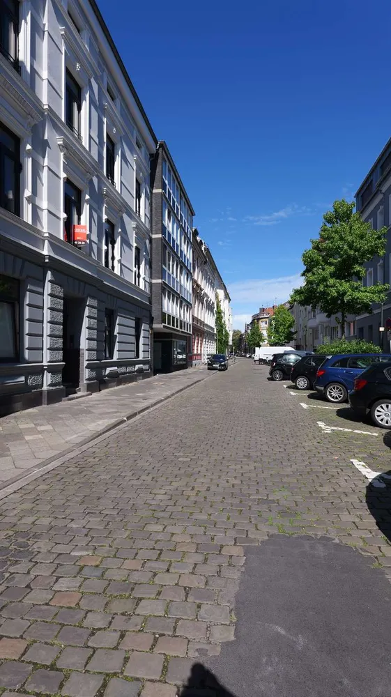 4 room apartment with 85 m² in Düsseldorf – Photo 4