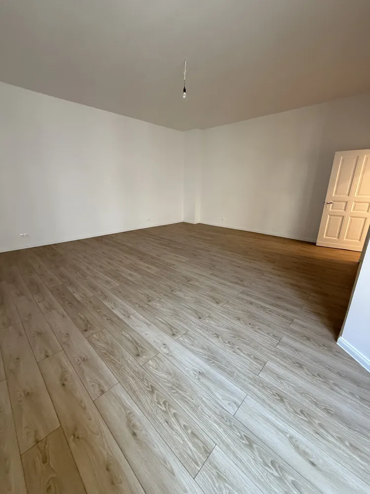 1 Zimmer Wohnung mit 70 m² in Berlin – Bild 2