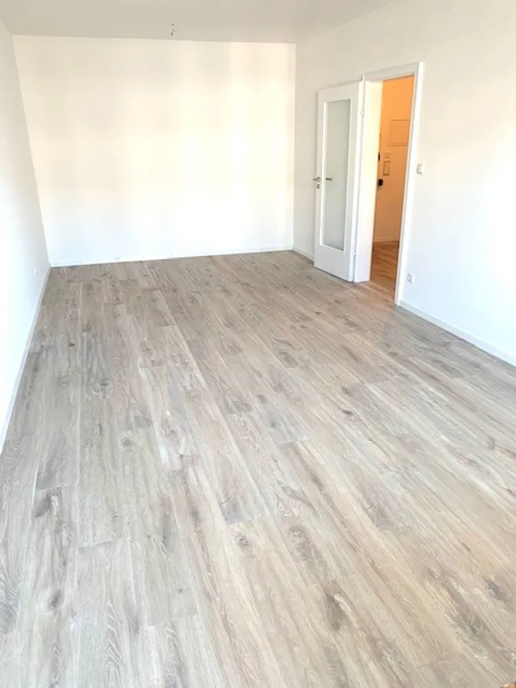 1 room apartment with 36 m² in Munich – Photo 4