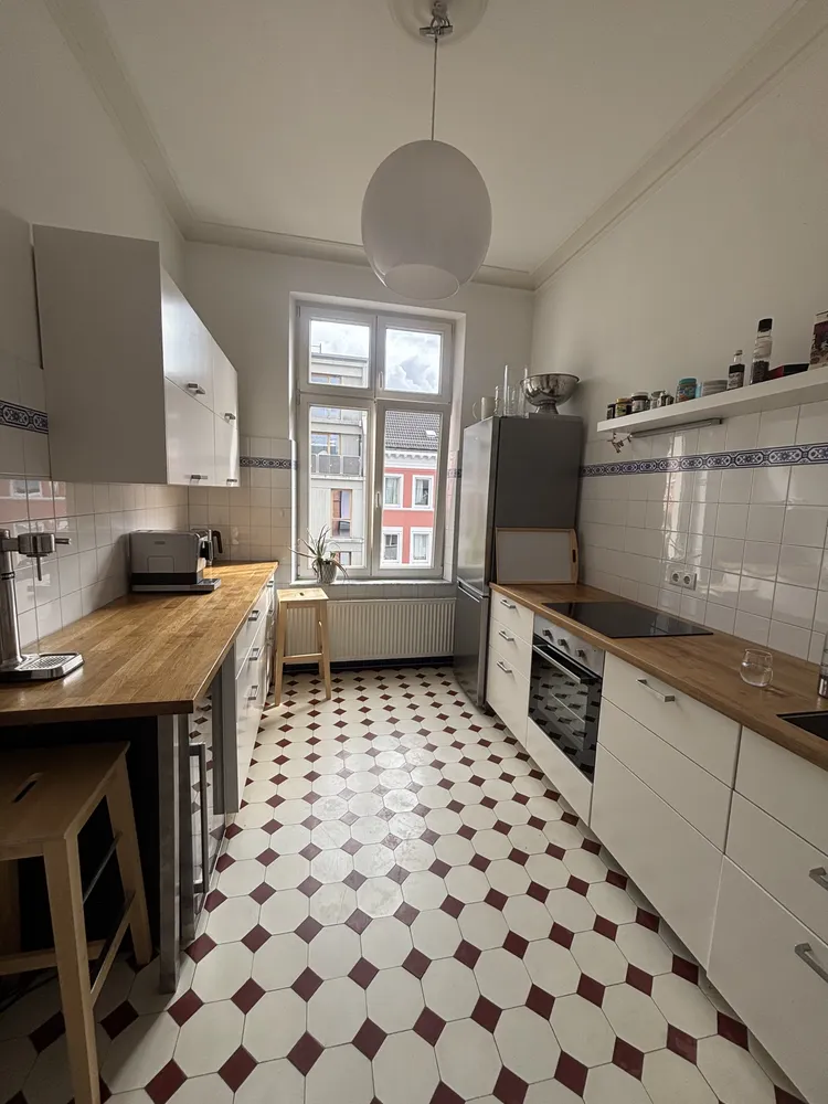 4 Zimmer Wohnung mit 110 m² in Hamburg – Bild 3