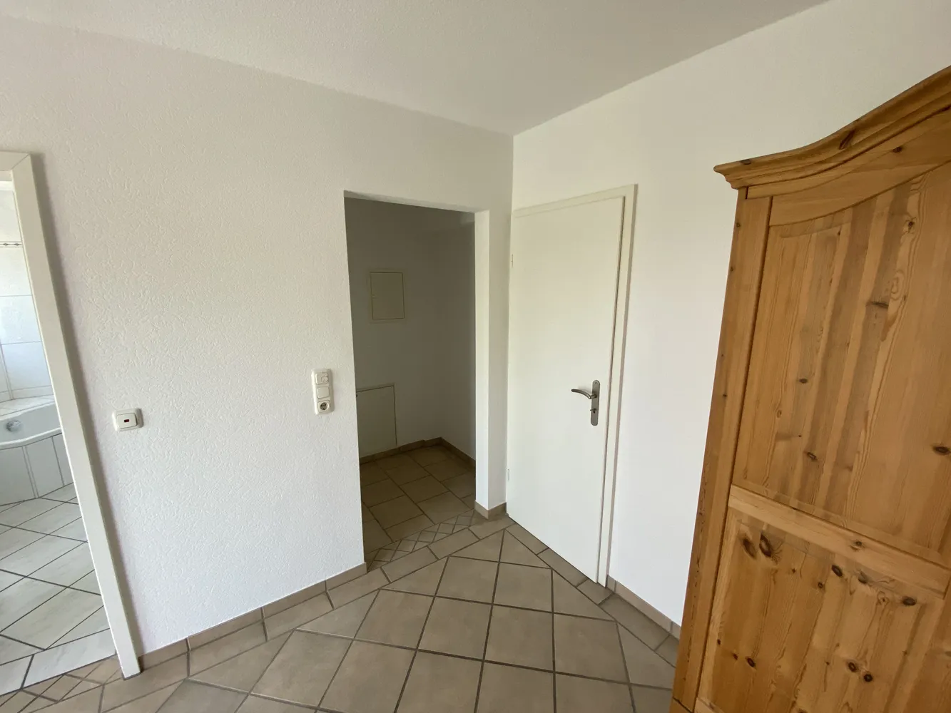 5 Zimmer Wohnung mit 150 m² in Wiesbaden – Bild 9