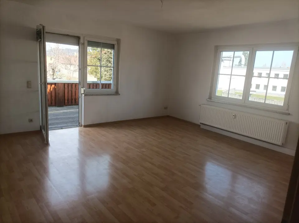 4 Zimmer Wohnung mit 120 m² in Löbau – Bild 1