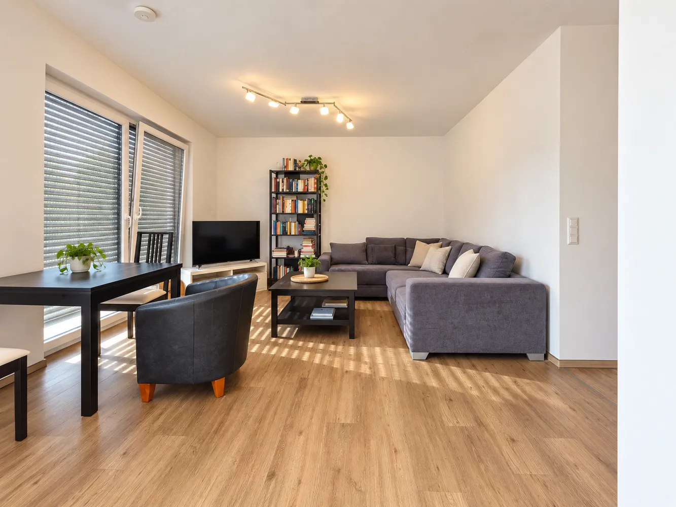 2 room apartment with 52 m² in Mönchengladbach – Photo 2
