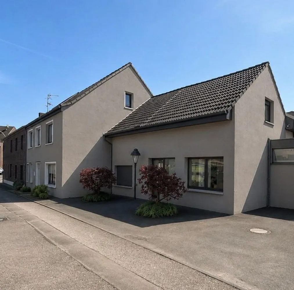 2 Zimmer Wohnung mit 116 m² in Mönchengladbach – Bild 2