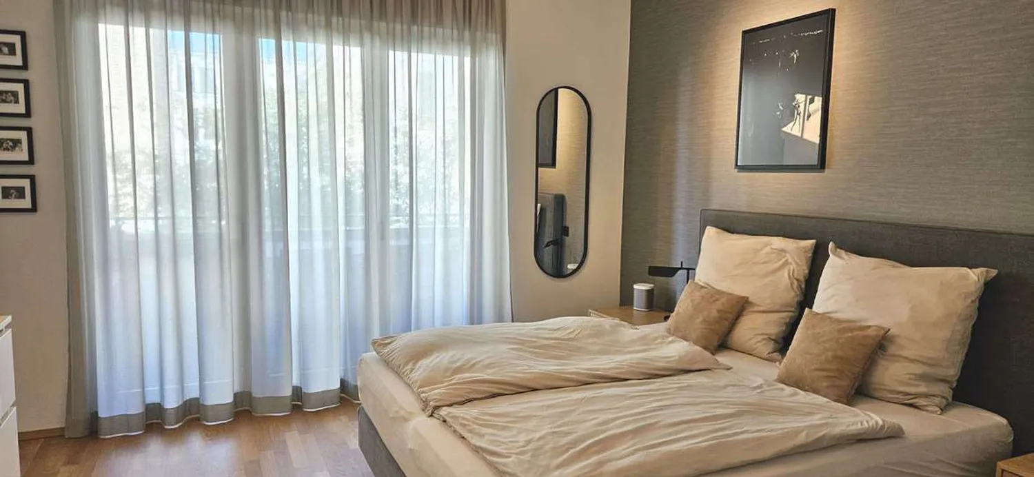 4 Zimmer Wohnung mit 140 m² in Düsseldorf – Bild 3