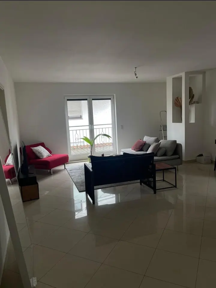 2 Zimmer Wohnung mit 60 m² in Offenbach – Bild 1