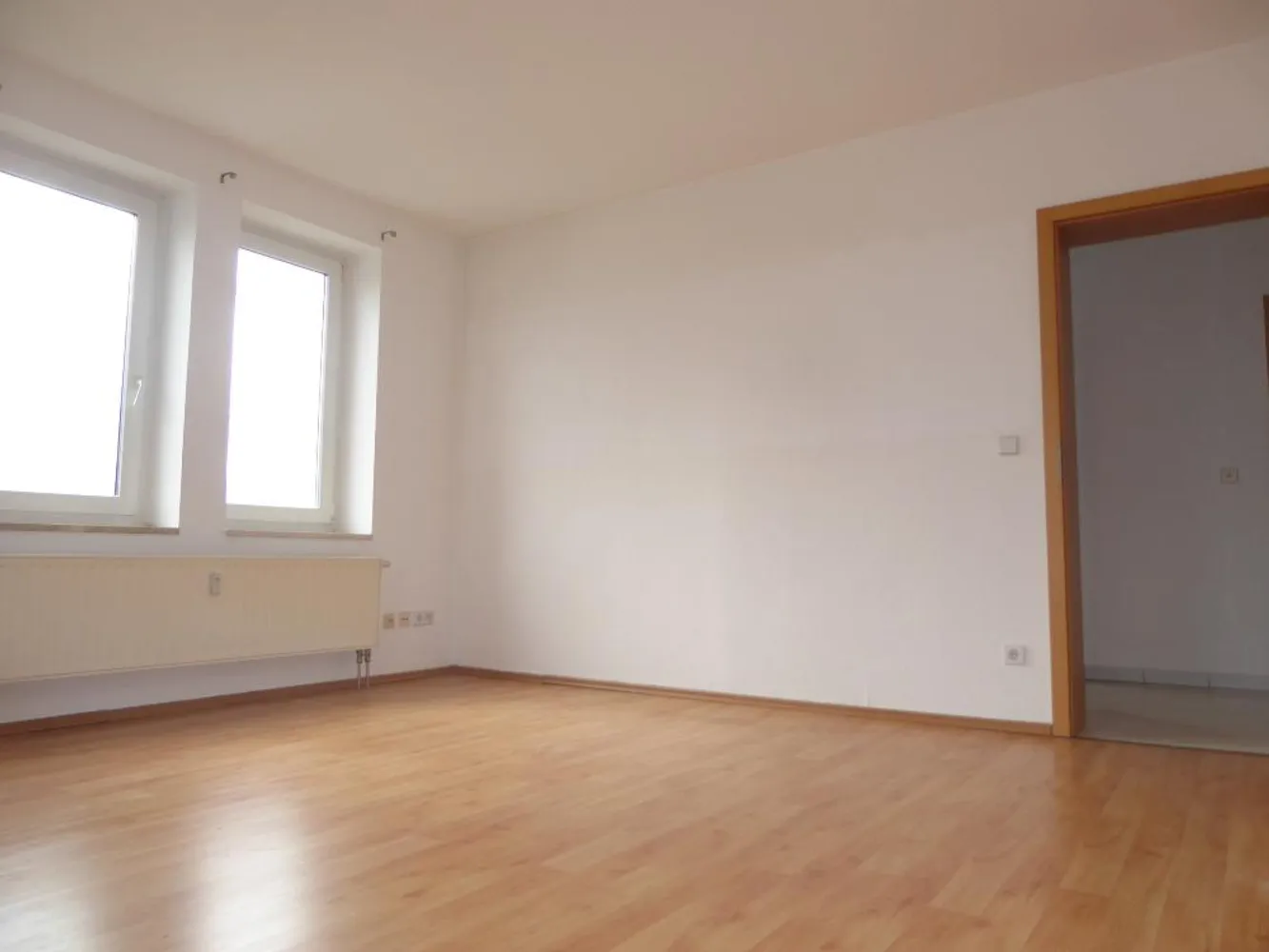 2 Zimmer Wohnung mit 58 m² in Plauen – Bild 2