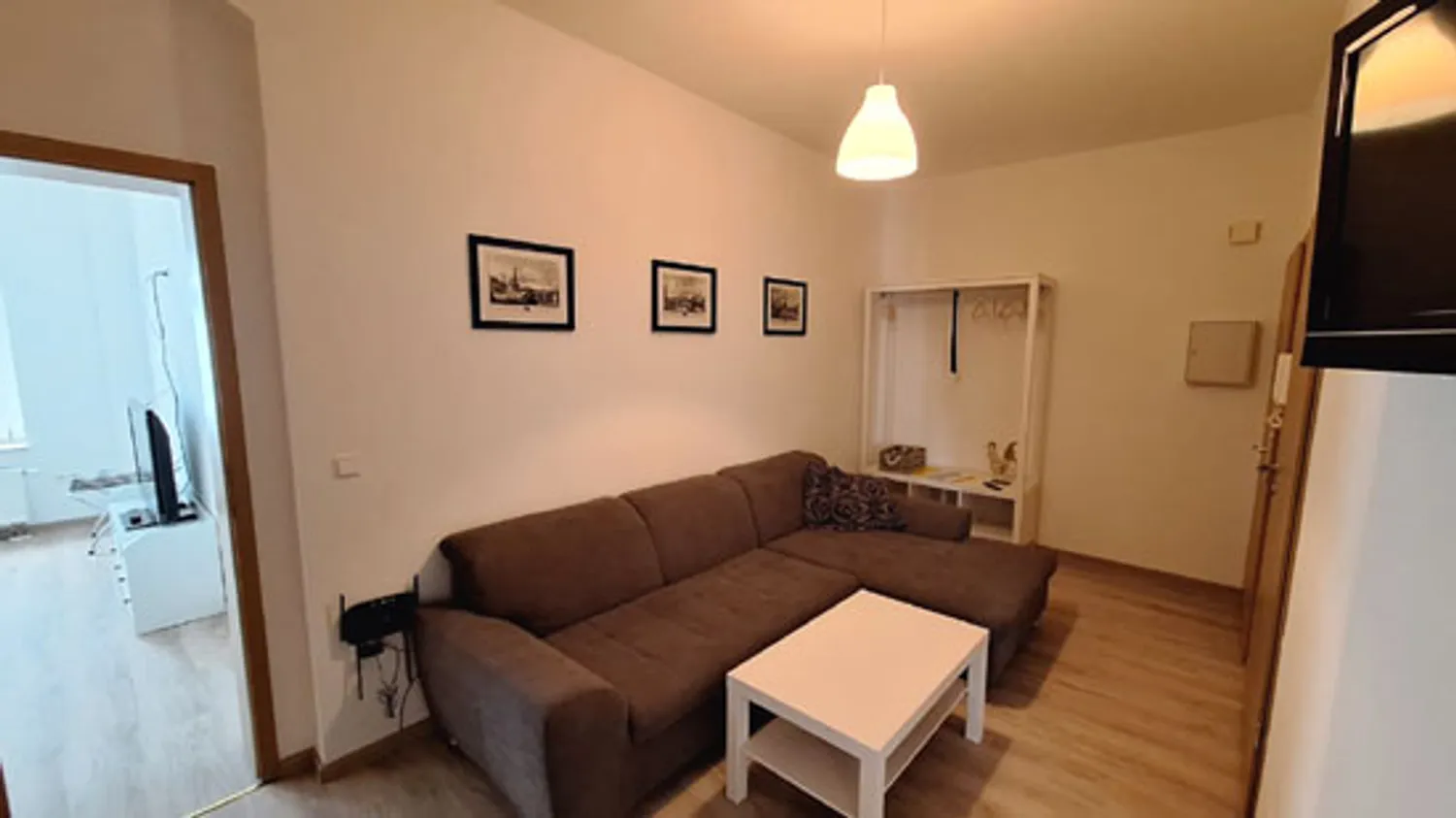 2 Zimmer Wohnung mit 65 m² in Dresden – Bild 6