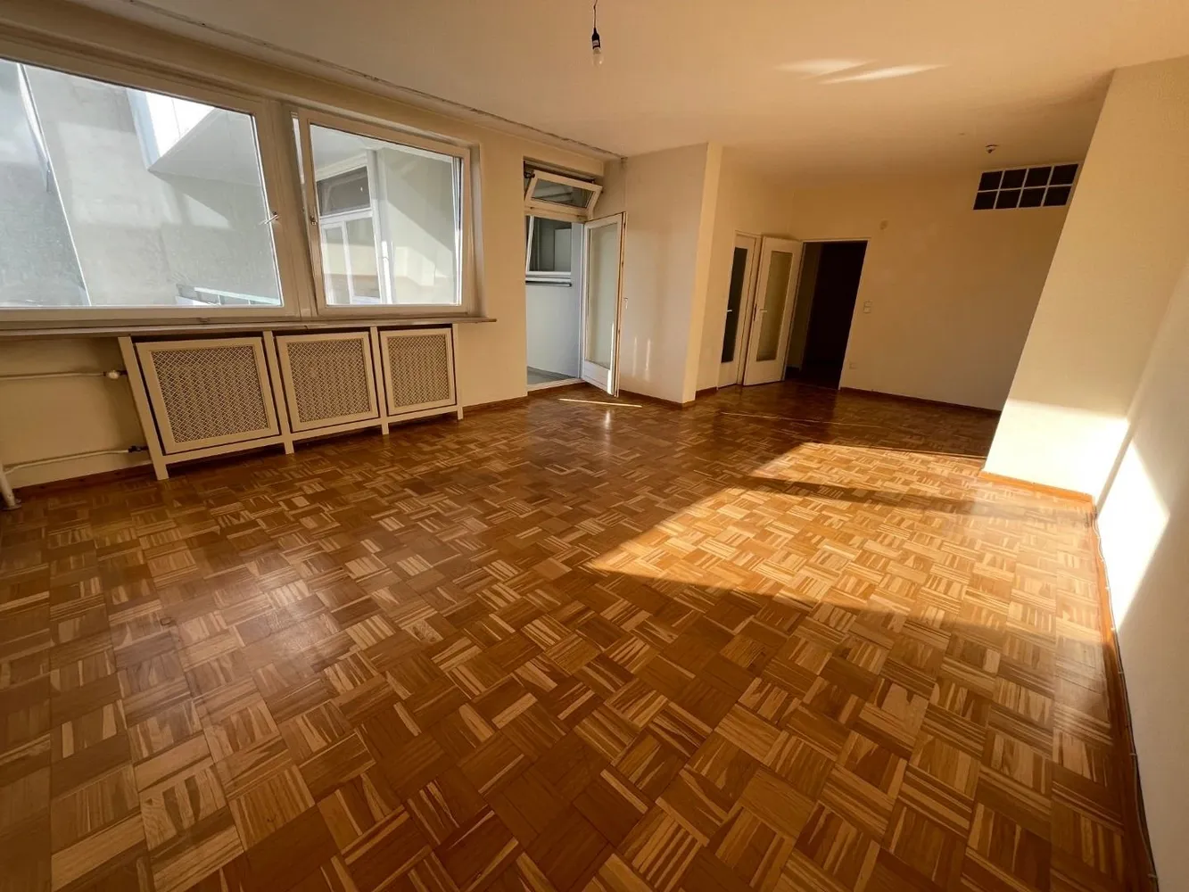 2 Zimmer Wohnung mit 81 m² in Berlin – Bild 4