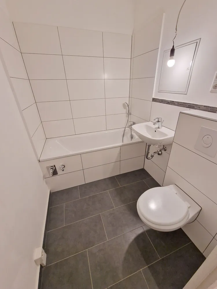 2 Zimmer Wohnung mit 43 m² in Halle (Saale) – Bild 6
