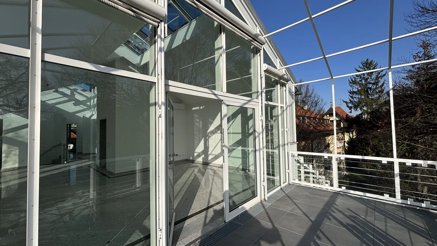 6 Zimmer Wohnung mit 236 m² in München – Bild 5