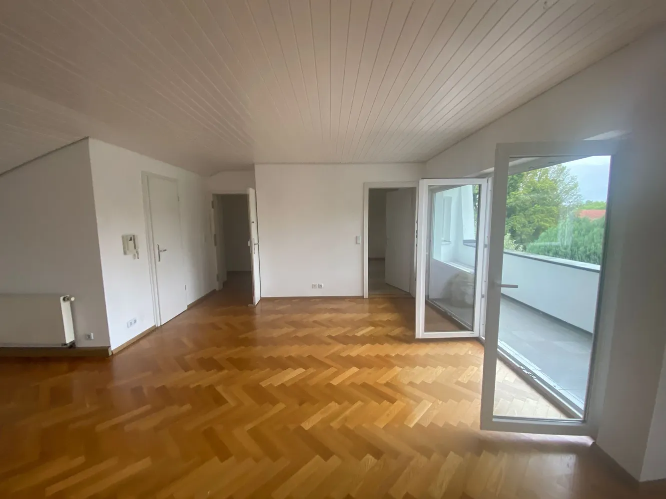 4 Zimmer Wohnung mit 100 m² in Stuttgart – Bild 8