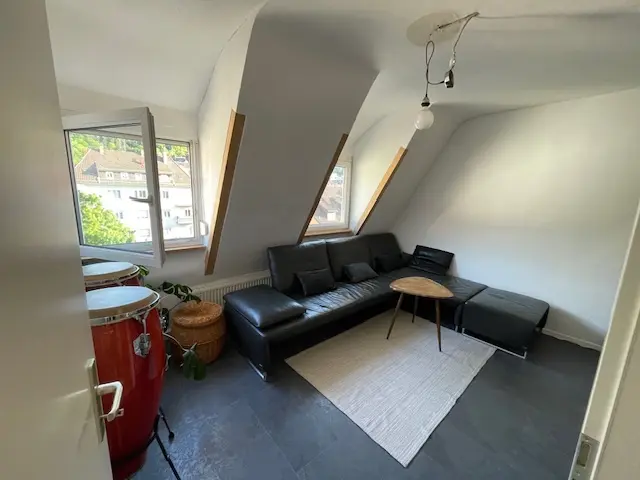 WG-Zimmer mit 80 m² in Stuttgart – Bild 1