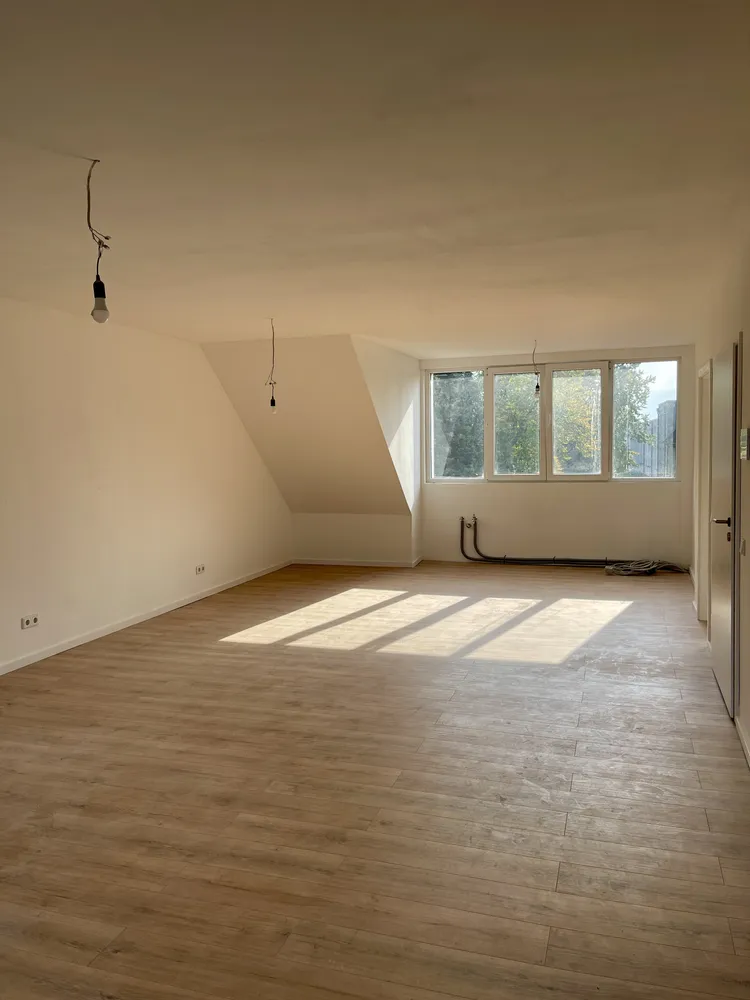 2 Zimmer Wohnung mit 95 m² in Frechen – Bild 3