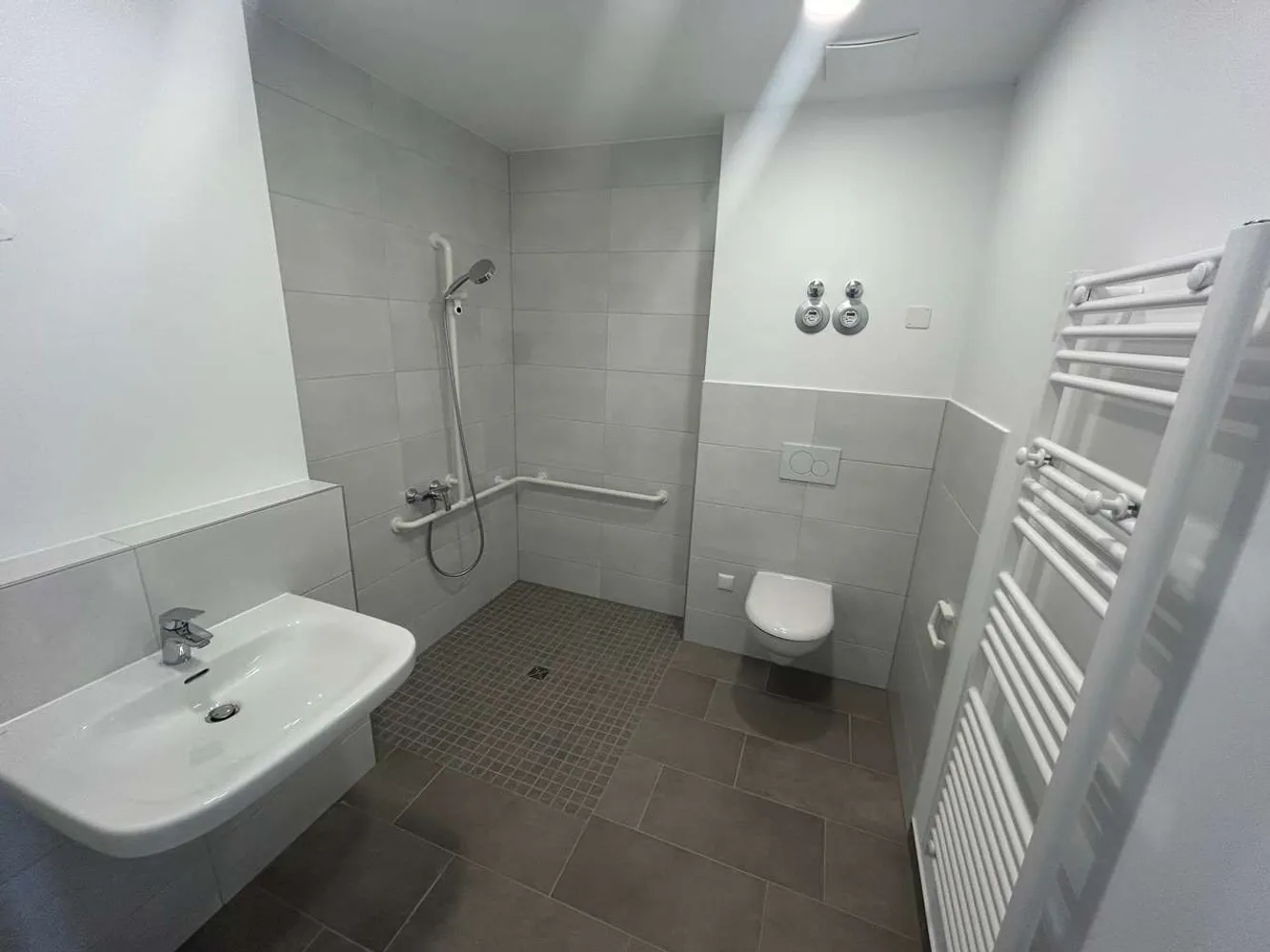 1 room apartment with 30 m² in Chemnitz – Photo 4