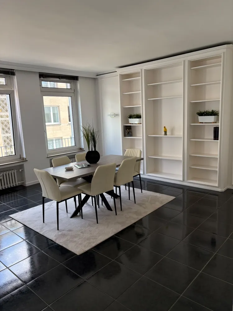 4 Zimmer Wohnung mit 178 m² in Düsseldorf – Bild 9