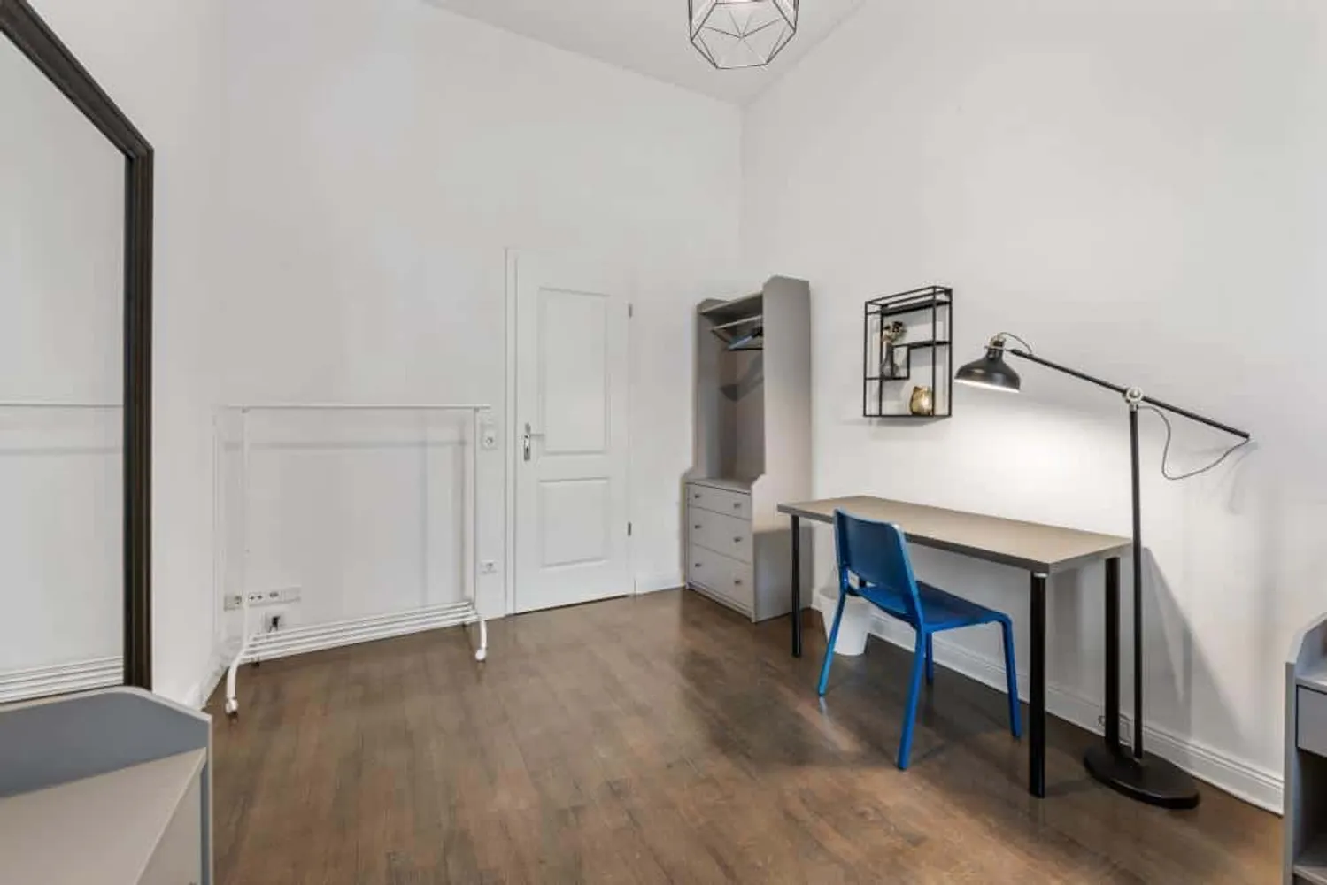 Shared room with 15 m² in Berlin – Photo 5