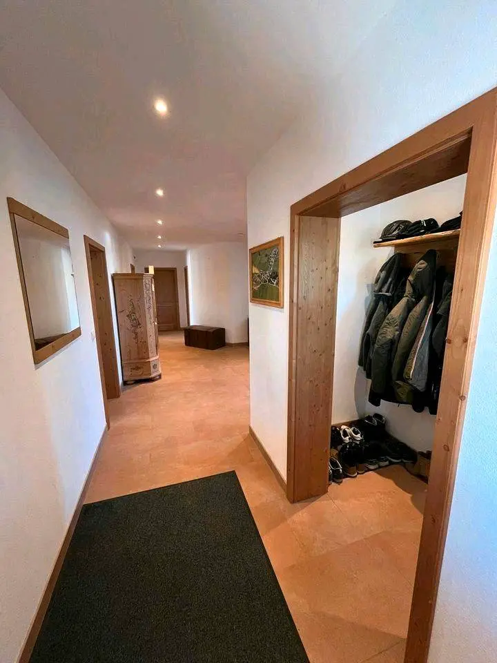 6 Zimmer Wohnung mit 218 m² in Weilheim in Oberbayern – Bild 5