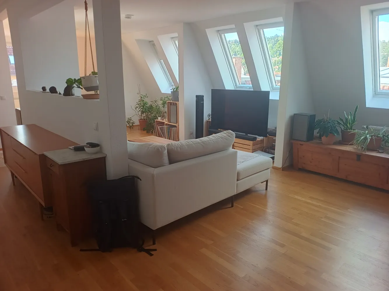 4 Zimmer Wohnung mit 110 m² in Stuttgart – Bild 2