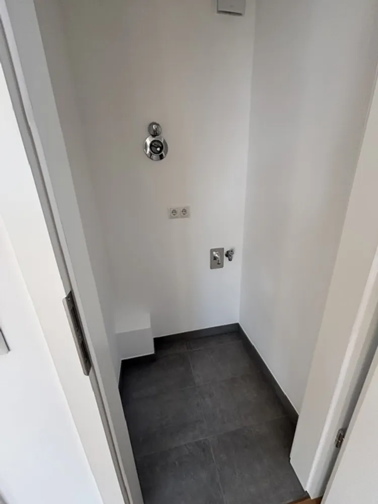 2 Zimmer Wohnung mit 76 m² in Berlin – Bild 9